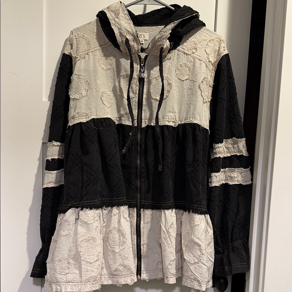 POL Black and Cream Lace Jacket
